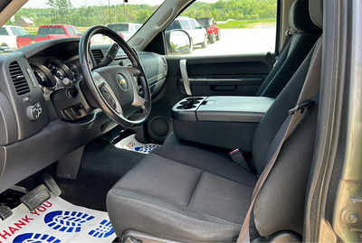 2012 Chevrolet 1500 Crew Cab, $9900. Photo 11
