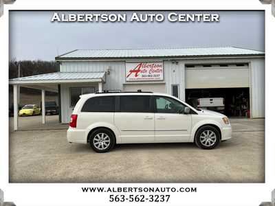2012 Chrysler Town & Country, $7900. Photo 1