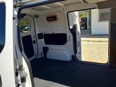 2015 Chevrolet Van,Cargo, $11500. Photo 5