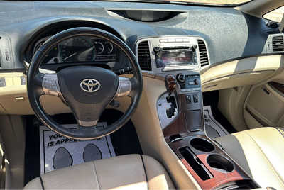 2010 Toyota Venza, $9900. Photo 8