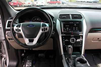 2013 Ford Explorer, $10499. Photo 10