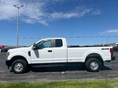 2017 Ford F250 Ext Cab, $22495. Photo 3