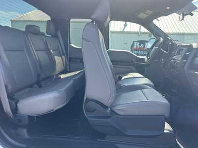 2017 Ford F250 Ext Cab, $22495. Photo 7