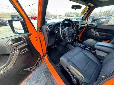 2012 Jeep Wrangler Unlimited, $12580. Photo 9