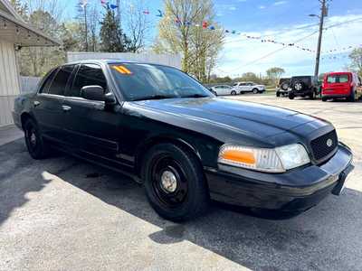 2011 Ford Crown Victoria, $6995. Photo 3