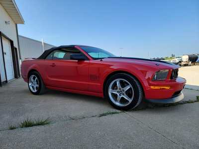2006 Ford Mustang, $10995. Photo 4