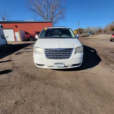 2010 Chrysler Town & Country, $3995. Photo 3