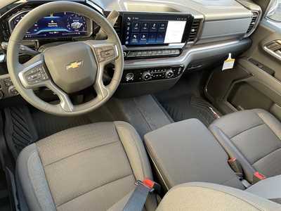 2024 Chevrolet 1500 Crew Cab, $50749.0. Photo 9