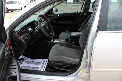 2009 Chevrolet Impala, $3200. Photo 9