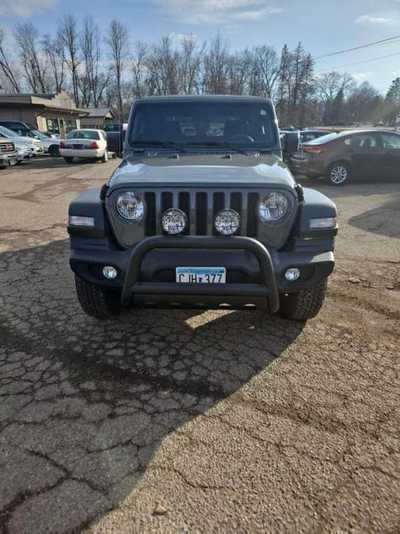 2018 Jeep Wrangler, $25900. Photo 2
