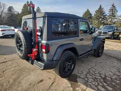 2018 Jeep Wrangler, $25900. Photo 4