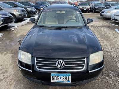 2004 Volkswagen Passat, $2499. Photo 2