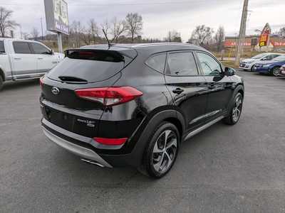 2017 Hyundai Tucson, $15988. Photo 3