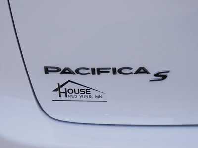2024 Chrysler Pacifica, $47311. Photo 11