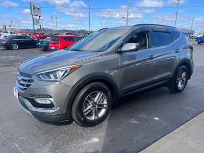 2018 Hyundai Santa Fe, $16974. Photo 3