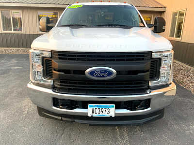 2019 Ford F250 Ext Cab, $27995. Photo 2