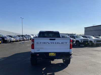2019 Chevrolet 1500 Crew Cab, $33900. Photo 7