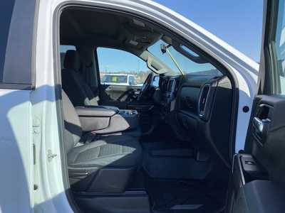 2019 Chevrolet 1500 Crew Cab, $33900. Photo 9