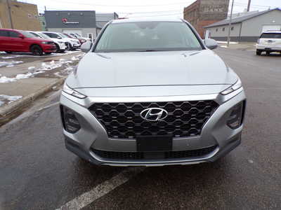 2020 Hyundai Santa Fe, $17500. Photo 7