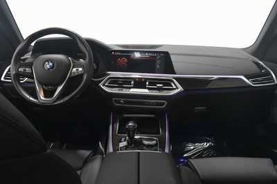 2021 BMW X5, $39795. Photo 8