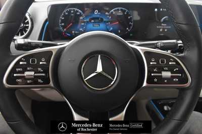 2023 Mercedes-Benz GLB-Class, $42995. Photo 9