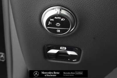 2023 Mercedes-Benz GLC-Class, $49995. Photo 9