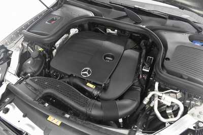 2021 Mercedes-Benz GLC-Class, $34495. Photo 7