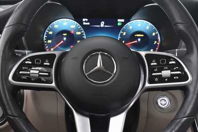 2021 Mercedes-Benz GLC-Class, $31795. Photo 9