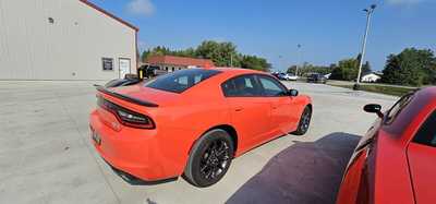 2018 Dodge Charger, $30900.00. Photo 2