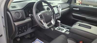 2021 Toyota Tundra Crew Cab, $40900. Photo 12