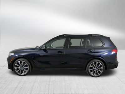 2022 BMW X7, $65998. Photo 4