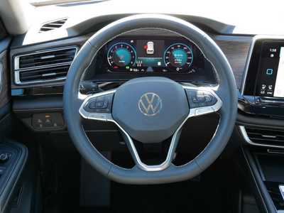 2024 Volkswagen Atlas, $47860. Photo 9