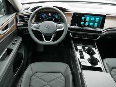 2024 Volkswagen Atlas, $42866. Photo 6
