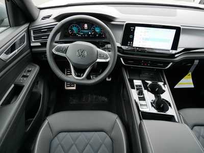 2024 Volkswagen Atlas, $50734. Photo 7