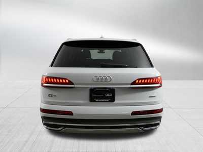 2023 Audi Q7, $57498. Photo 6