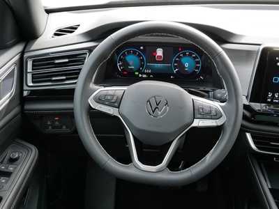 2024 Volkswagen Atlas, $43801. Photo 8