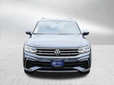2022 Volkswagen Tiguan, $31498. Photo 2