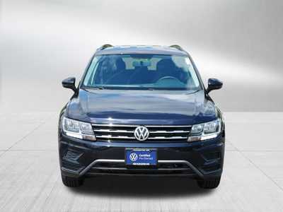 2021 Volkswagen Tiguan, $21998. Photo 2