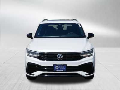 2023 Volkswagen Tiguan, $31998. Photo 2