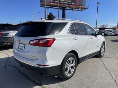 2018 Chevrolet Equinox, $13690. Photo 5