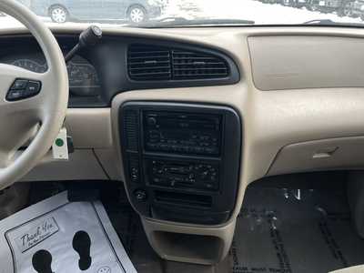 2003 Ford Windstar, $2001. Photo 2