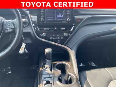 2022 Toyota Camry, $25999. Photo 7
