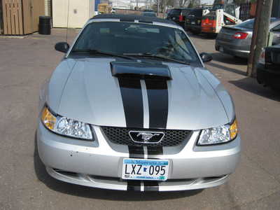 2000 Ford Mustang, $4795. Photo 5