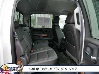 2017 Chevrolet 1500 Crew Cab, $30943. Photo 10