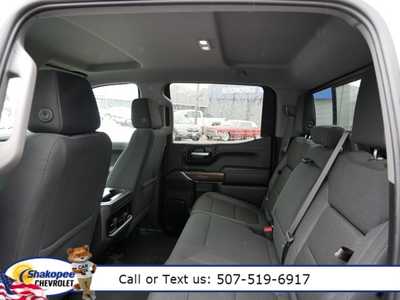 2020 Chevrolet 1500 Crew Cab, $29943. Photo 9