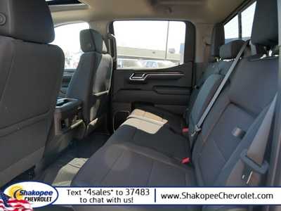 2024 Chevrolet 1500 Crew Cab, $68210. Photo 8