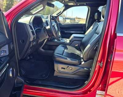 2020 Ford Expedition, $37900. Photo 7