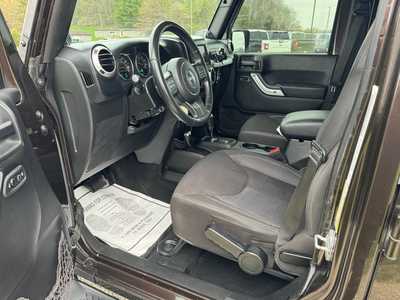 2013 Jeep Wrangler Unlimited, $24900. Photo 6