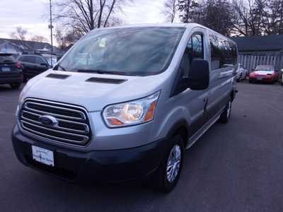 2015 Ford Van,Passenger, $19995. Photo 3