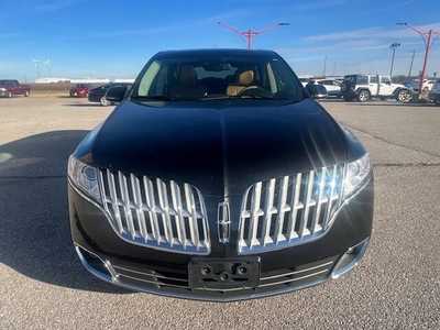2010 Lincoln MKT, $10990. Photo 3